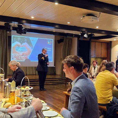 Vortrag im Brauhaus an Bord der AIDAmar beim Hafenfrühstück des BVMW
